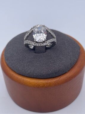 QVC Diamonique Sterling Silver 925 Oval CZ Halo Split Shank Ring Size 6